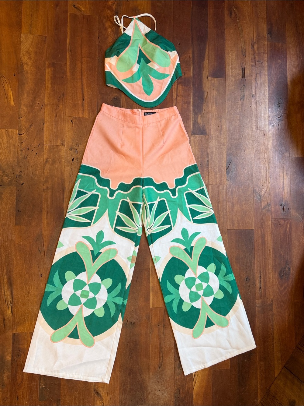Women’s Wide-Leg Pant Set in Peach & Green